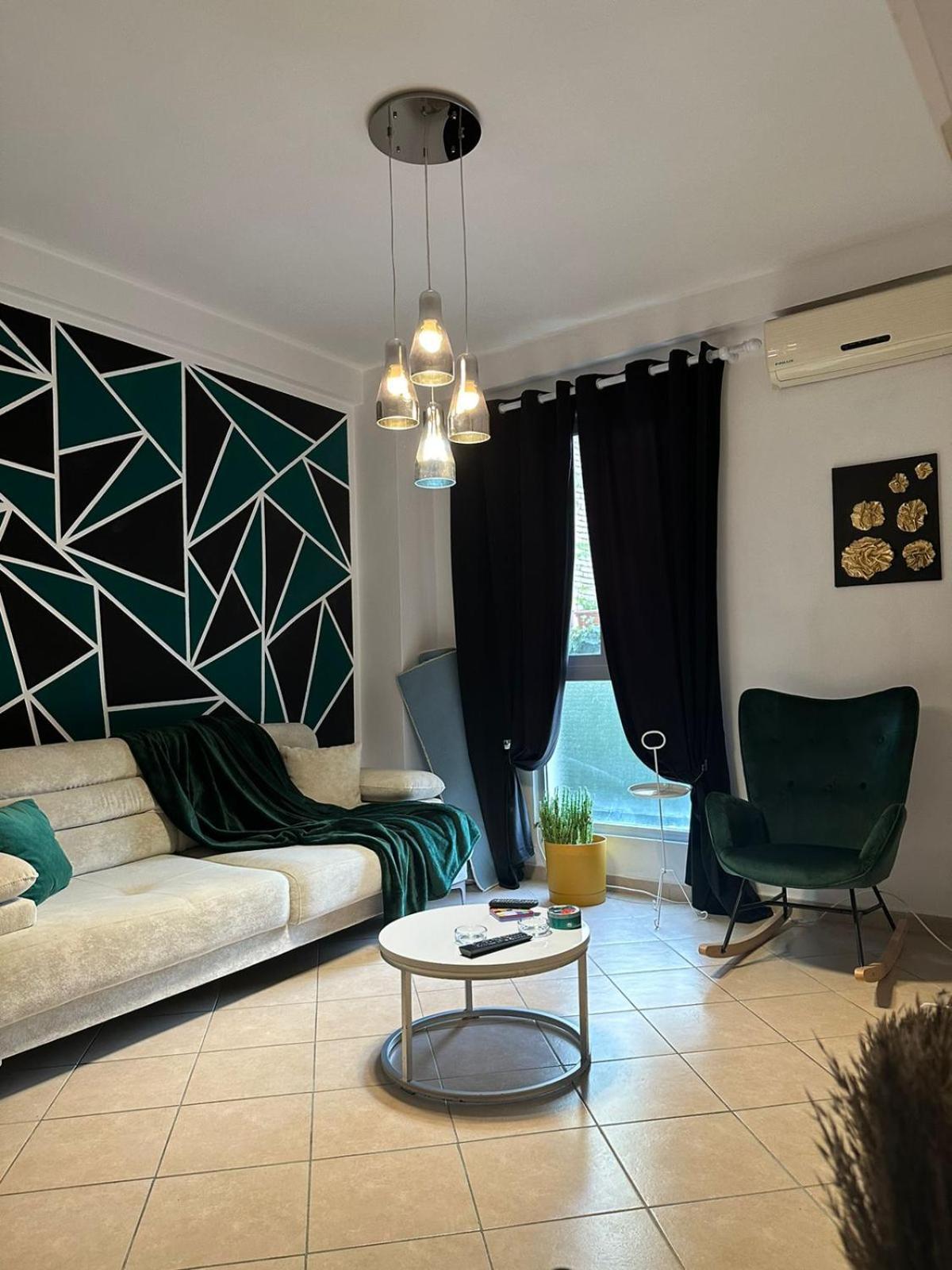 Cozy * Tirana